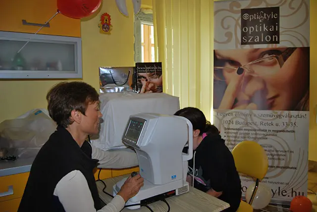 Dévai jótékonysági akció – OptiStyle Optikai Szalon