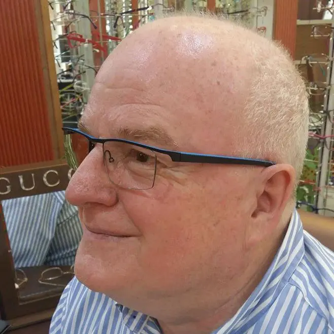 Elégedett páciens – OptiStyle